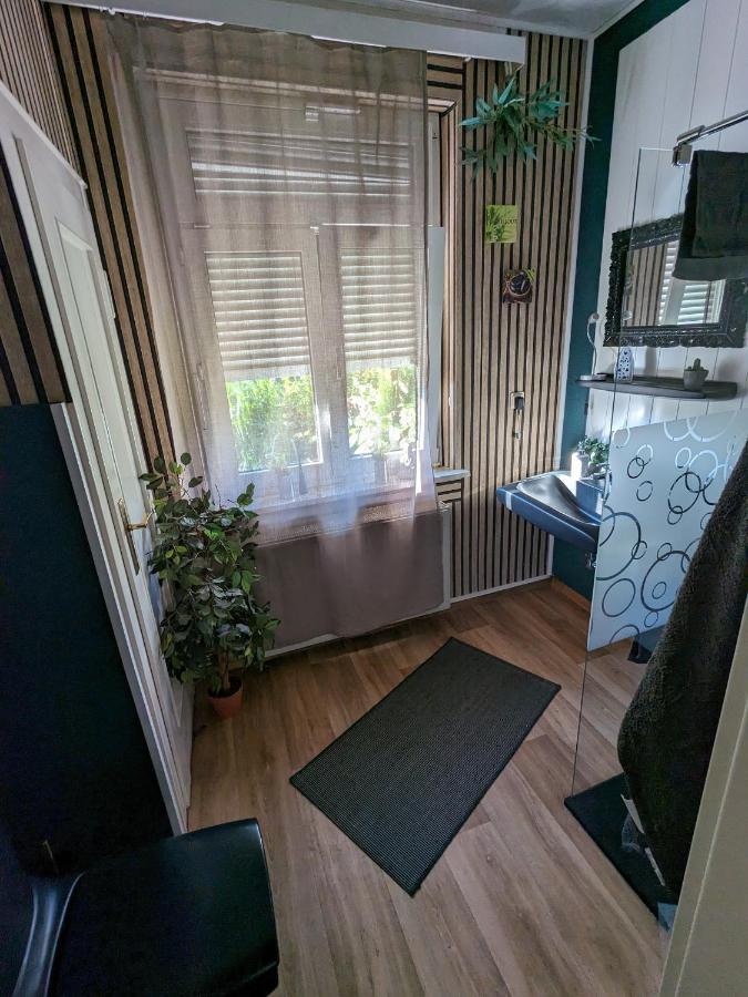 Ferienwohnung Apartment Wilhelmshaven Inselviertel In Bester Lage - Selbstaendiger Check In Moeglich Экстерьер фото